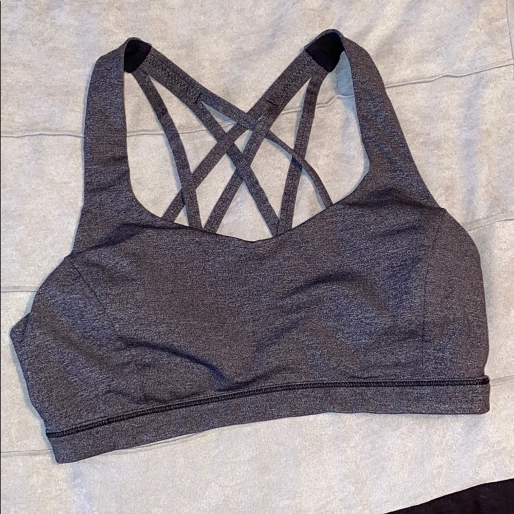 Lululemon Free to be Serene Bra